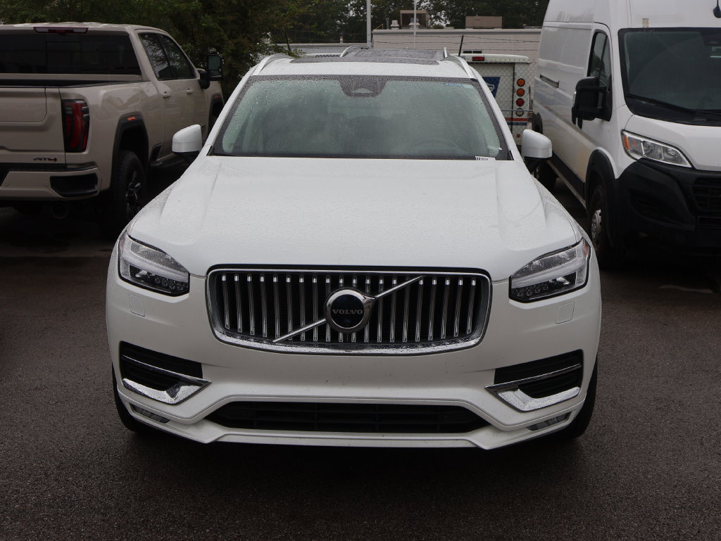 Used 2023 Volvo XC90 B6 Ultimate w/ Lounge Package AWD/4WD image 8
