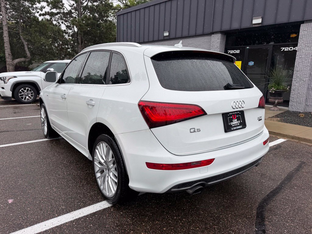 Used 2017 Audi Q5 2.0T Premium Plus w/ Technology Package AWD/4WD image 12