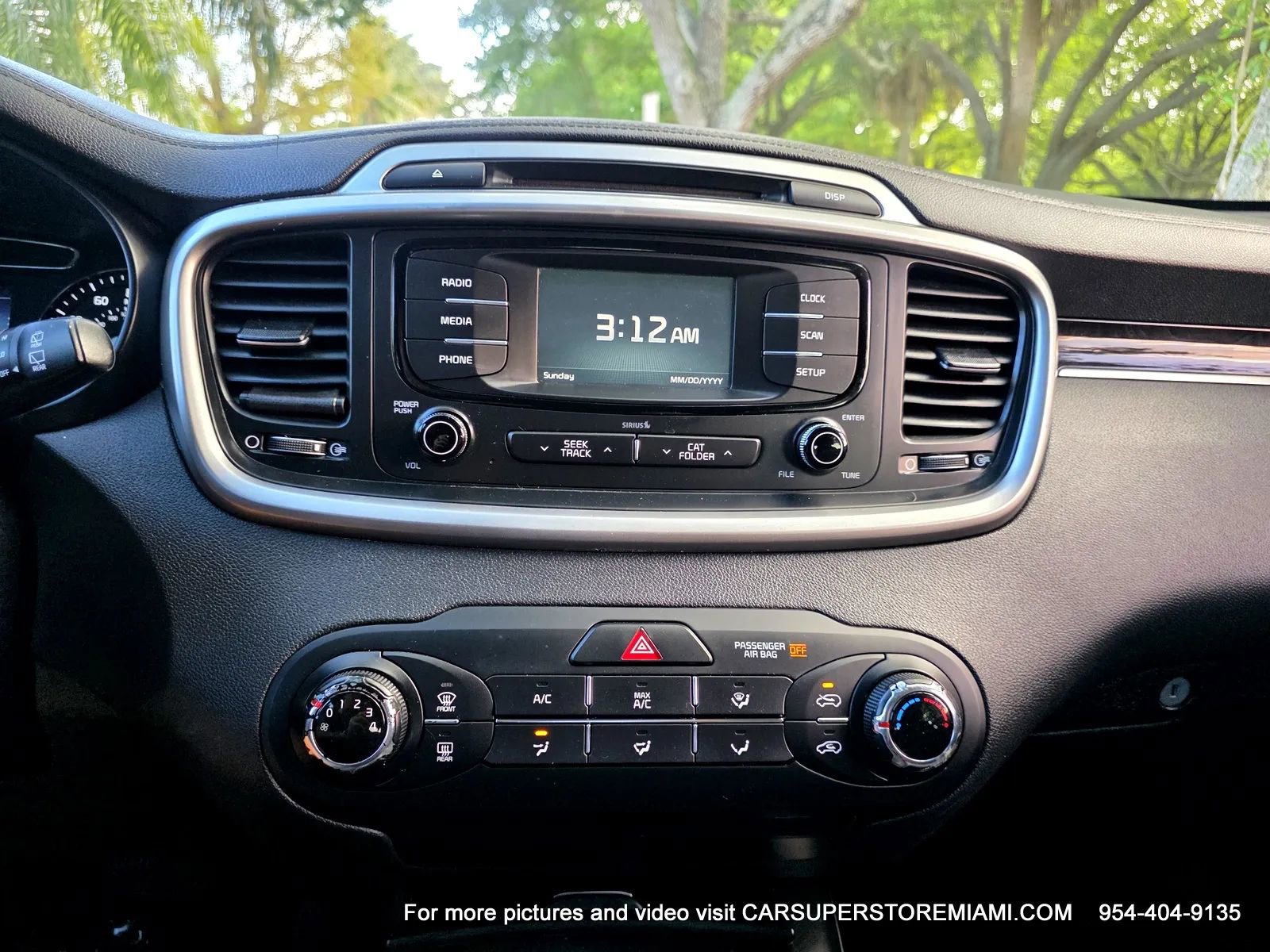 Used 2017 Kia Sorento LX FWD image 37