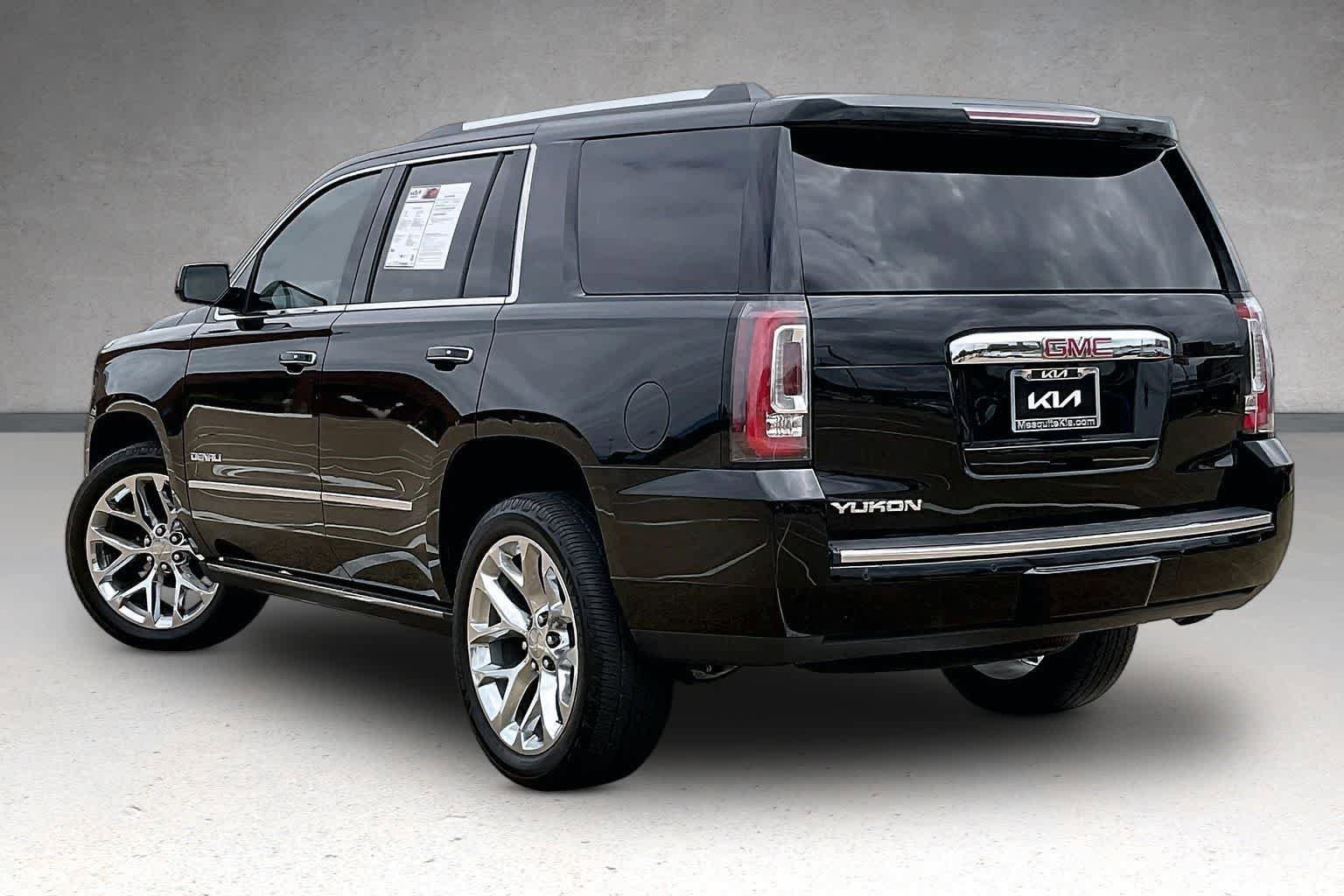Used 2020 GMC Yukon Denali w/ Denali Premium Package RWD image 4
