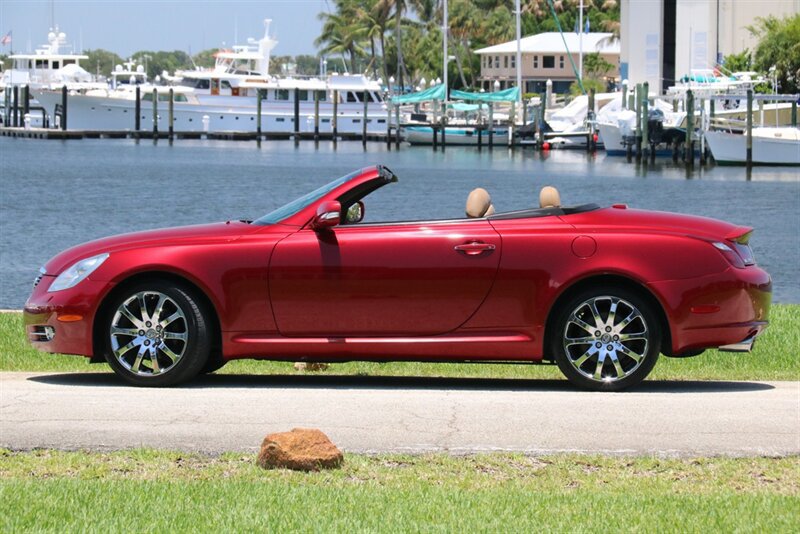Used 2009 Lexus SC 430 Convertible RWD image 6