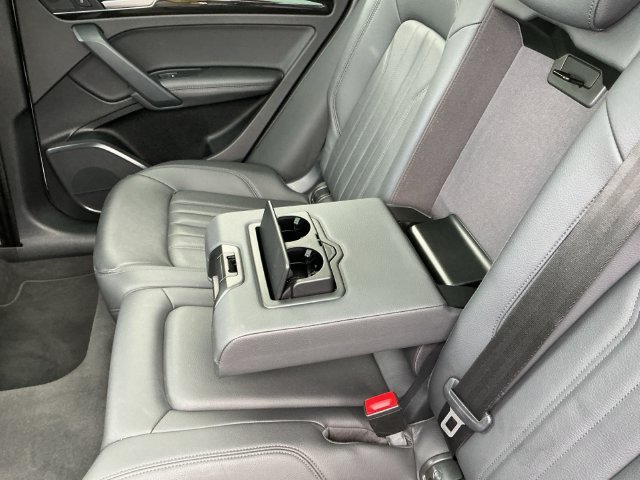 Used 2020 Audi Q5 Premium Plus AWD/4WD image 29