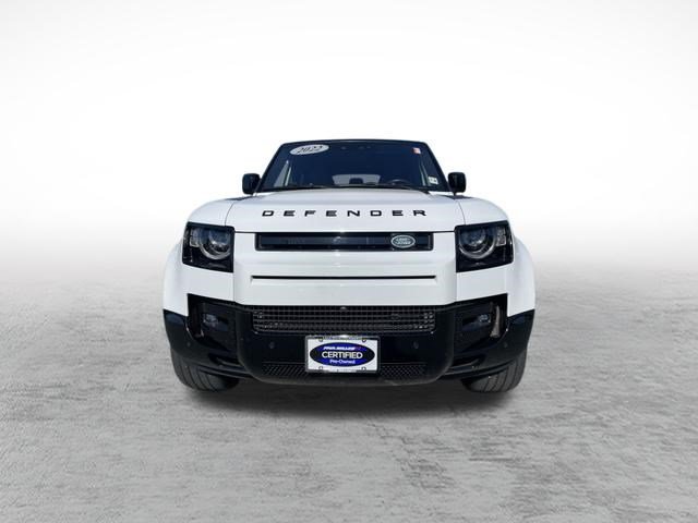 Used 2022 Land Rover Defender 110 X-Dynamic HSE AWD/4WD image 2