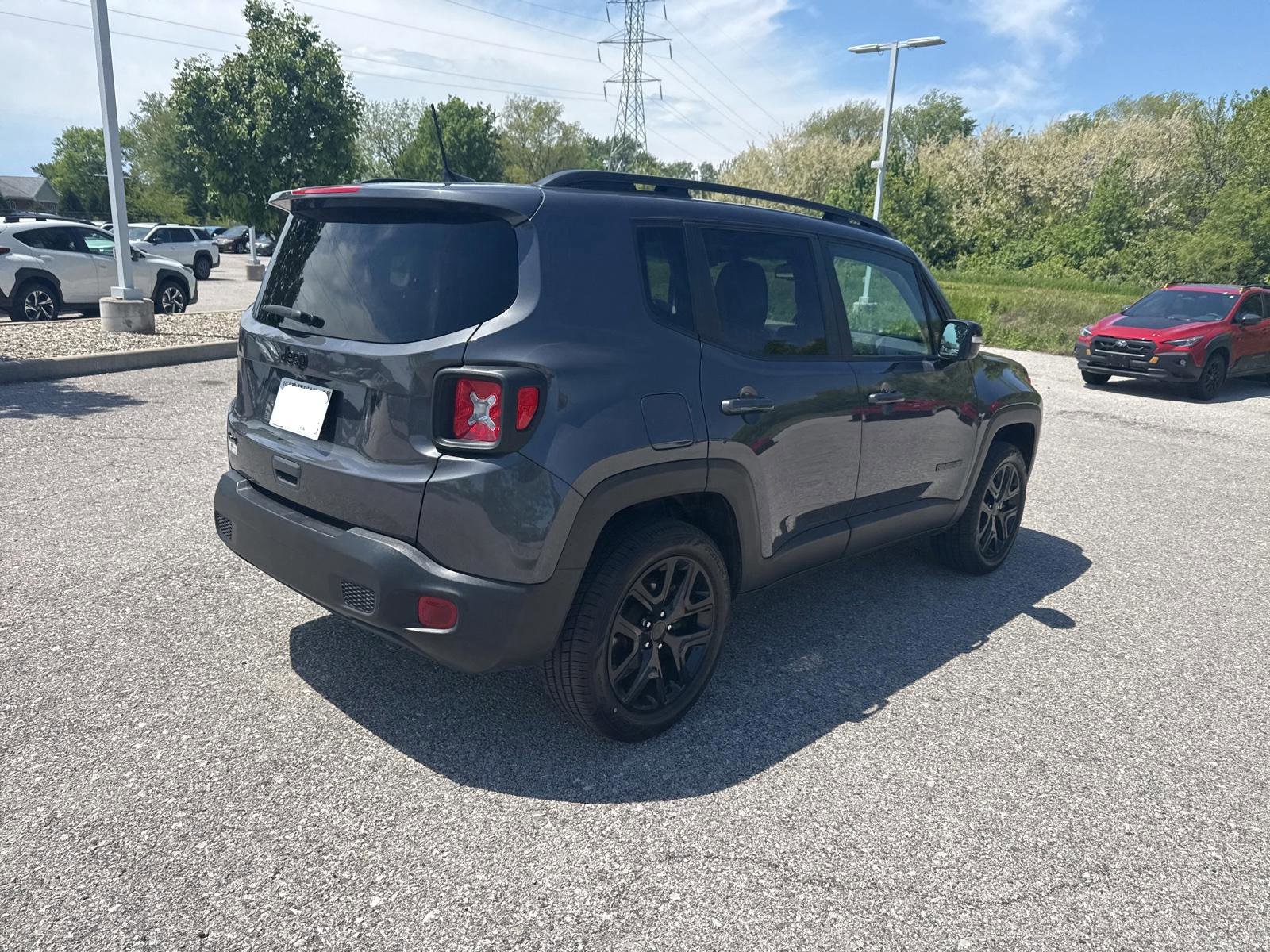 Used 2023 Jeep Renegade Altitude w/ Convenience Group I AWD/4WD image 17