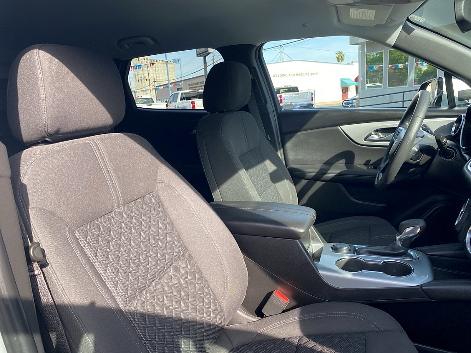 Used 2022 Chevrolet Blazer LT FWD image 14