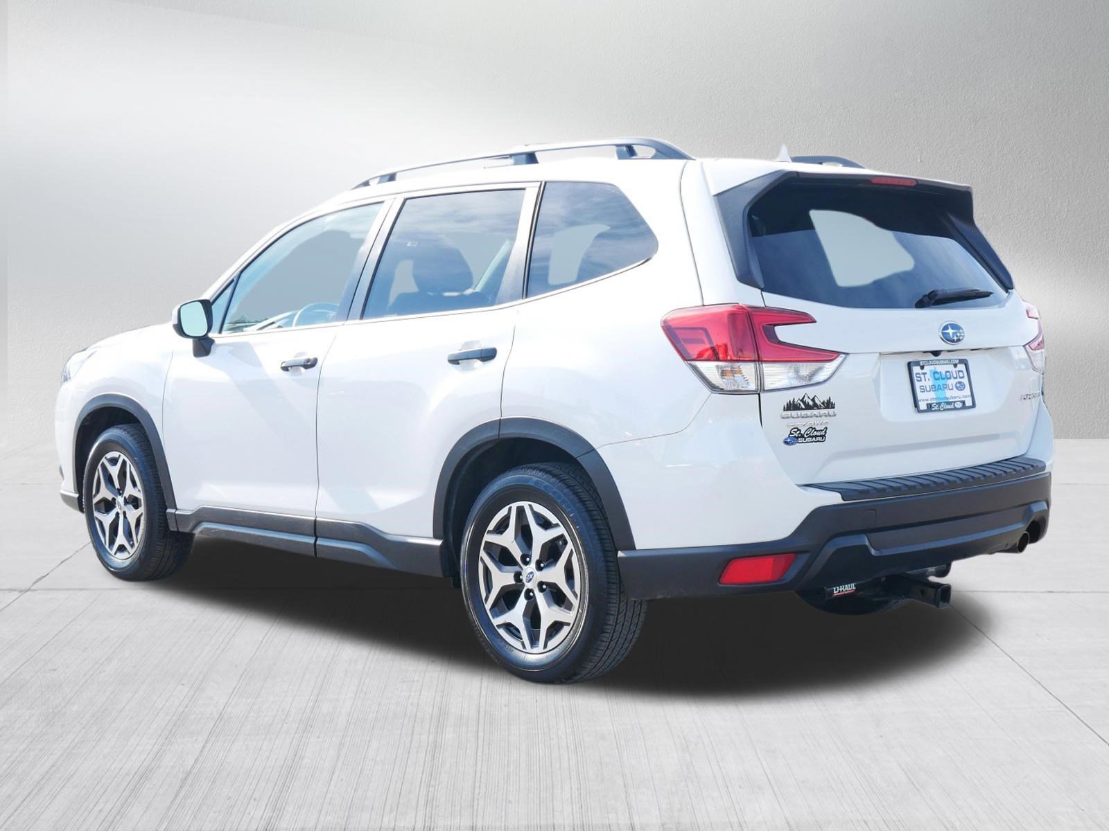 Certified 2023 Subaru Forester Premium image 5