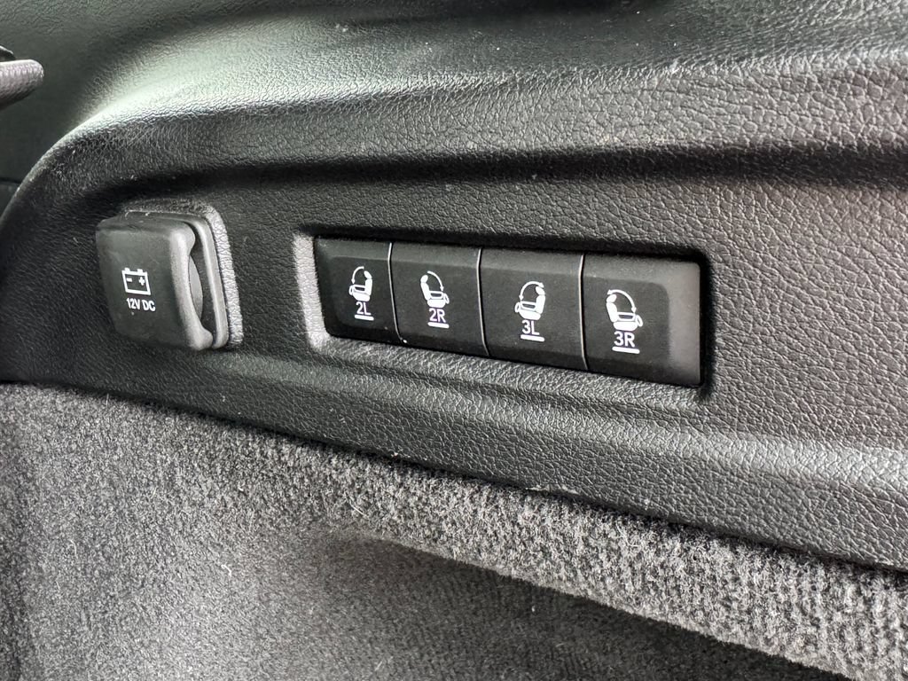 Used 2021 Jeep Grand Cherokee L Summit w/ Luxury Tech Group V AWD/4WD image 20