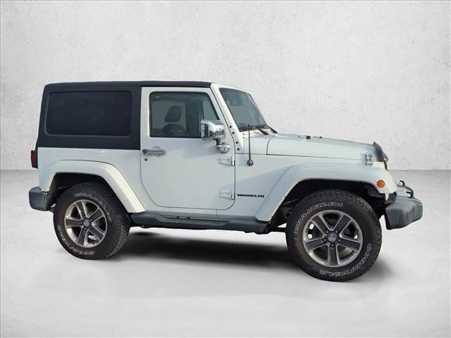 Used 2016 Jeep Wrangler Sahara w/ Connectivity Group image 4