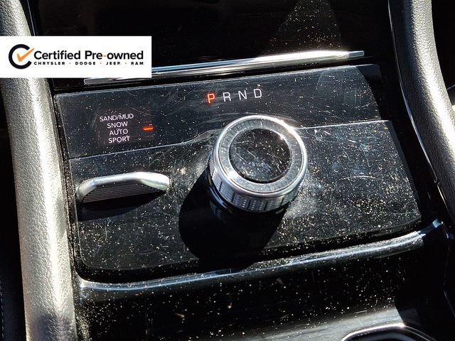 Used 2023 Jeep Grand Cherokee L Limited w/ Black Appearance Package AWD/4WD image 16