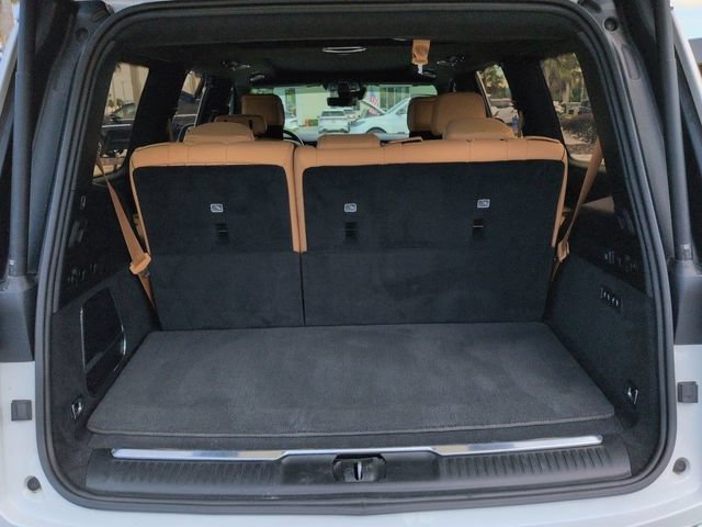 Used 2022 Jeep Grand Wagoneer Series III w/ Rear Seat Video Group 1 AWD/4WD image 13