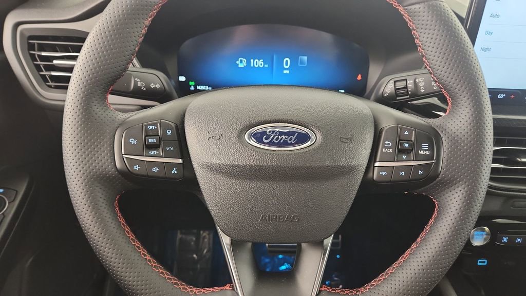 Used 2023 Ford Escape ST-Line Elite w/ Premium Technology Package image 12