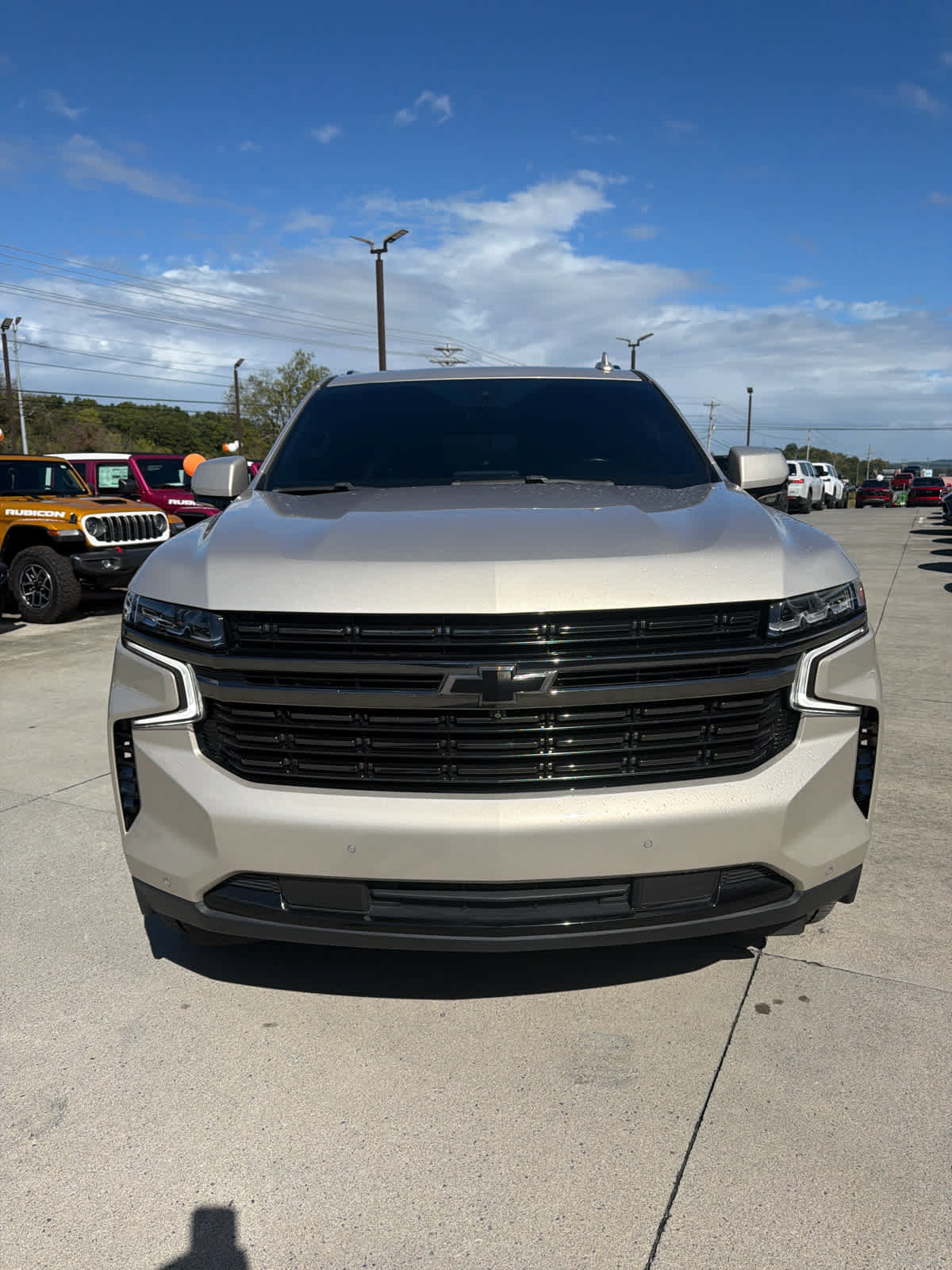 Used 2022 Chevrolet Tahoe RST w/ Sport Performance Package AWD/4WD image 3