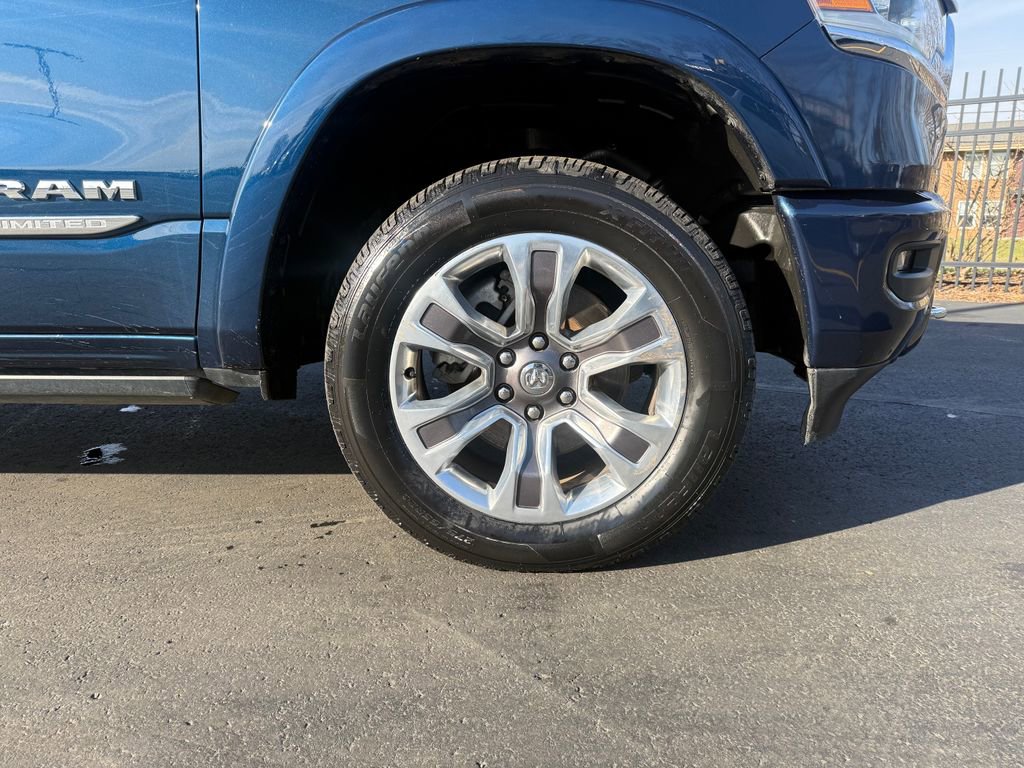 Used 2023 RAM 1500 Limited w/ Body Color Bumper Group image 11