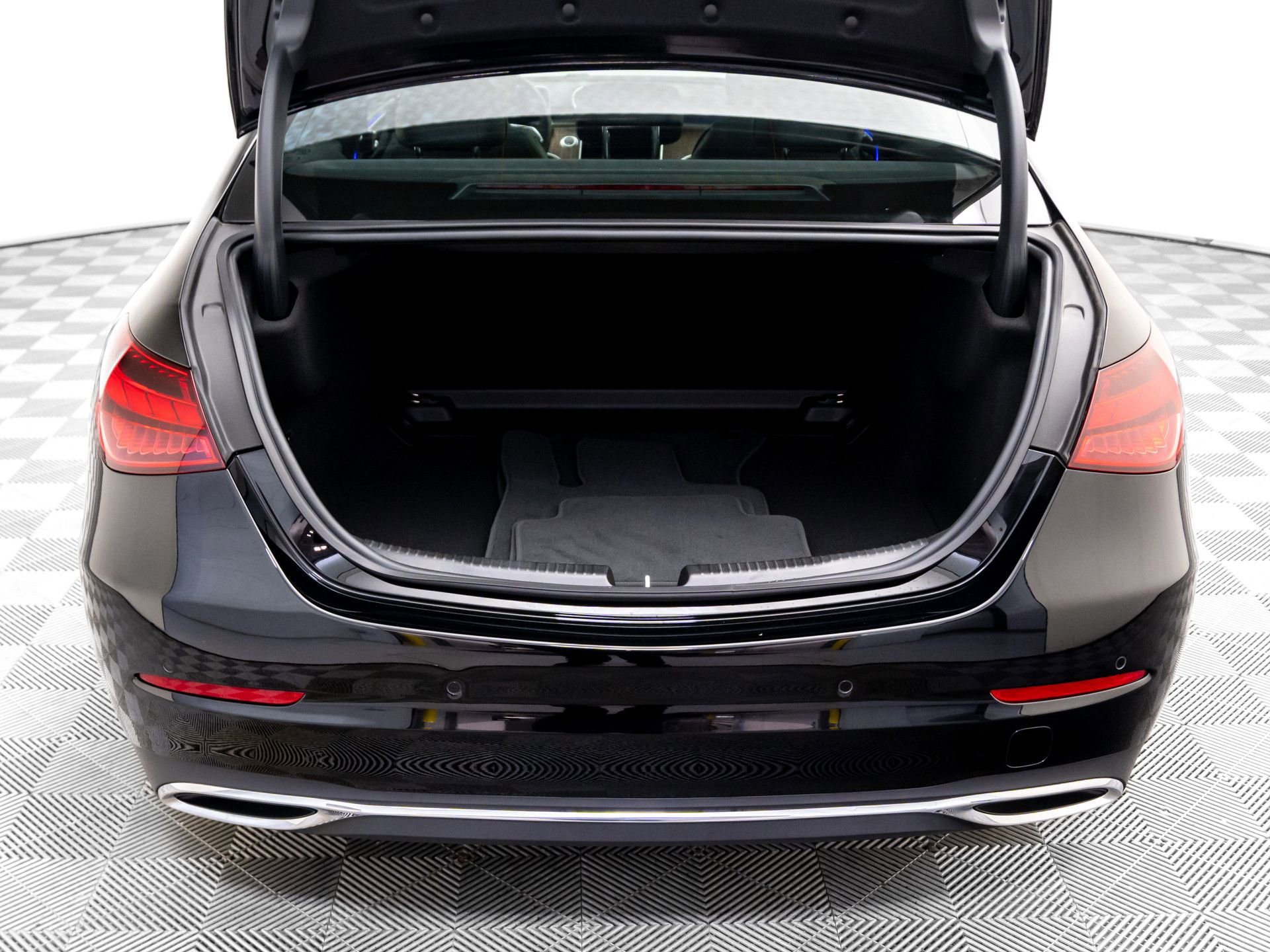 New 2026 Mercedes-Benz C 300 4MATIC Sedan image 35