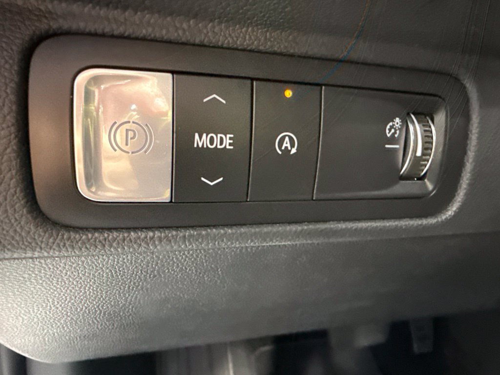 Used 2026 Chevrolet Traverse LT FWD image 24