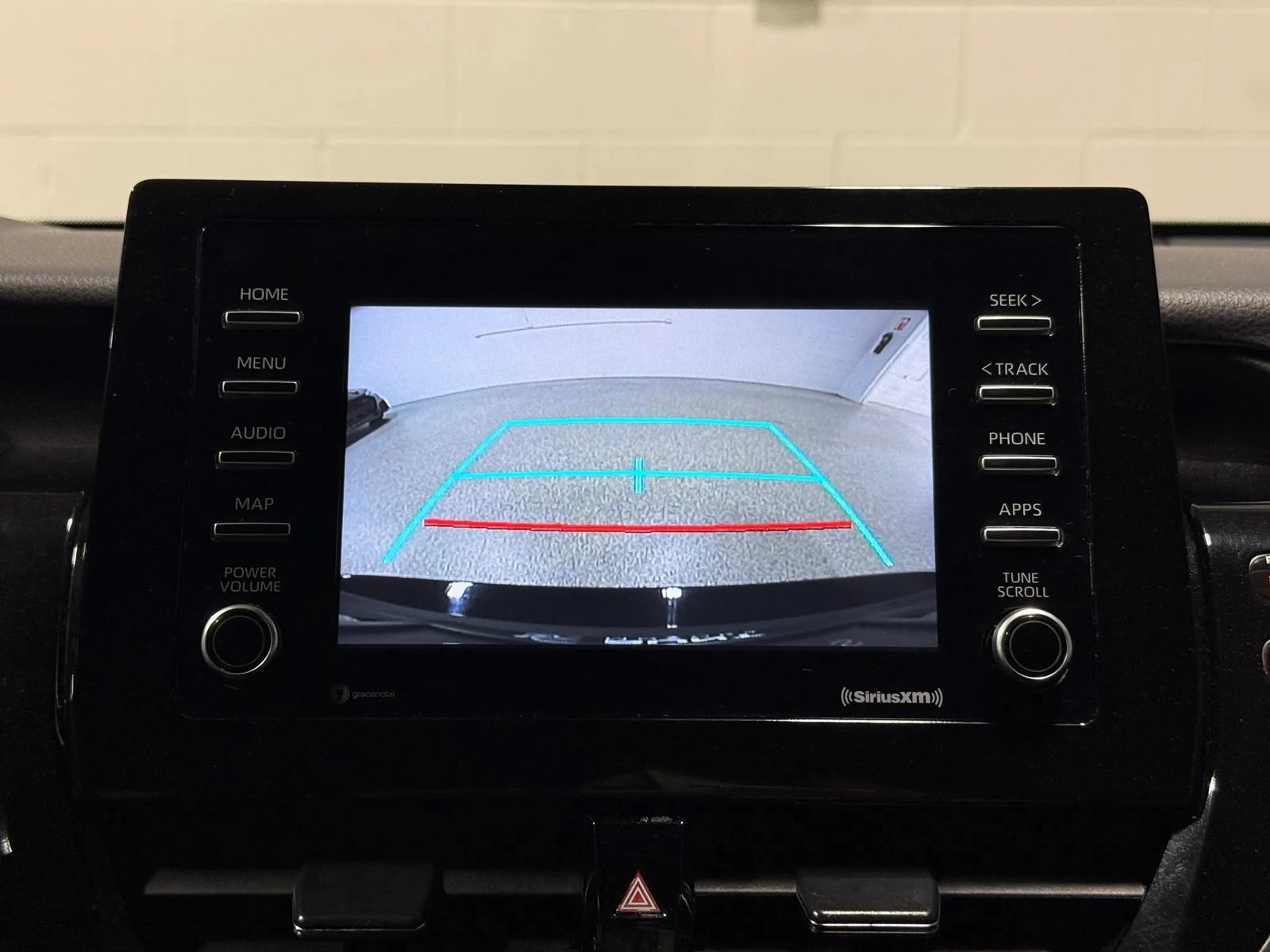 Used 2022 Toyota Camry SE FWD image 32