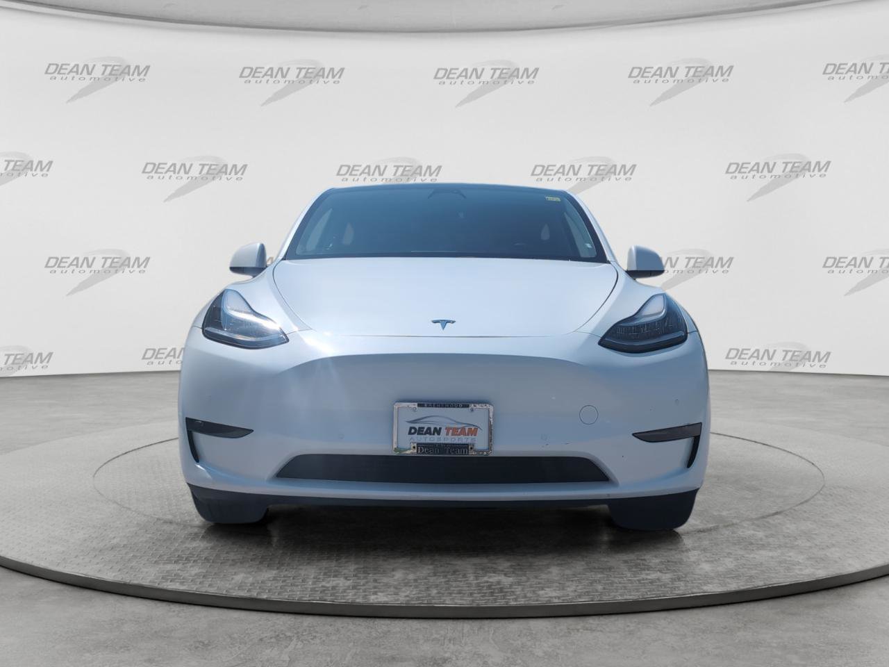 Used 2020 Tesla Model Y Long Range AWD/4WD image 2