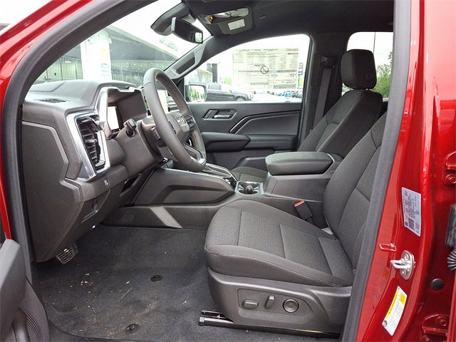 New 2025 GMC Canyon Elevation w/ Convenience Package image 9