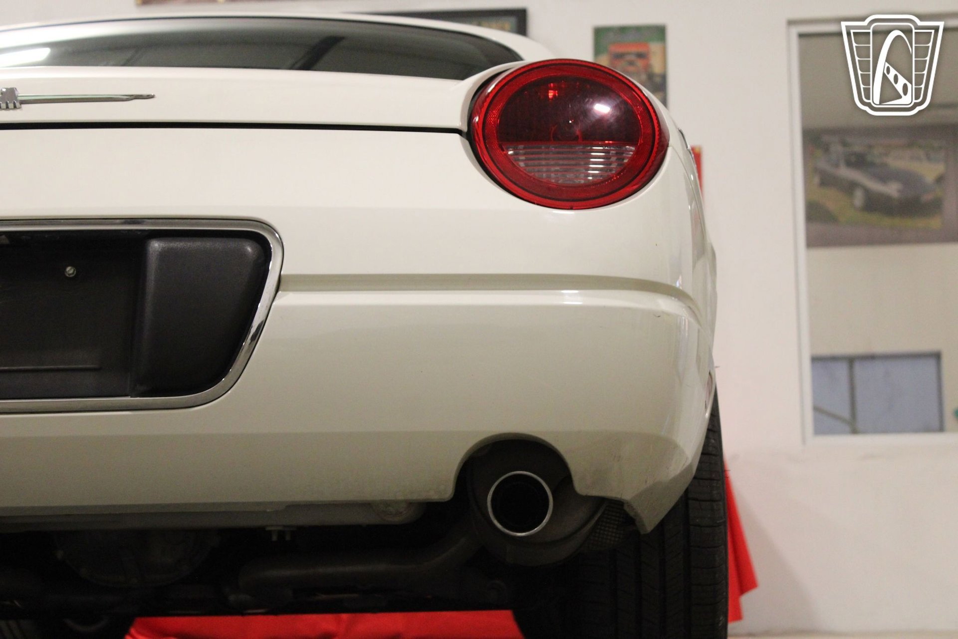 Used 2002 Ford Thunderbird image 36