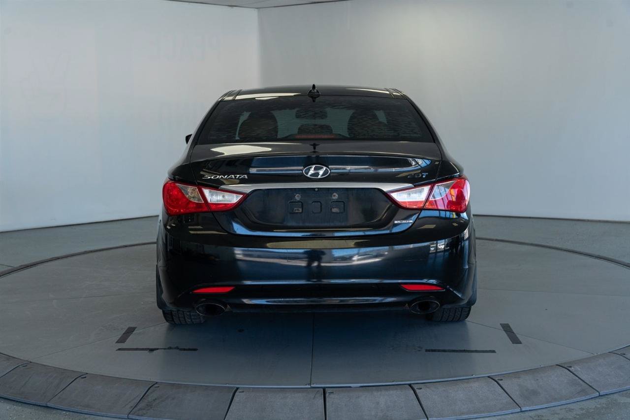 Used 2012 Hyundai Sonata Limited w/ Navigation Pkg FWD image 6