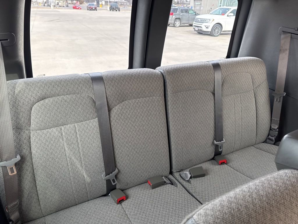 Used 2025 Chevrolet Express 3500 LT w/ LT Preferred Equipment Group image 30