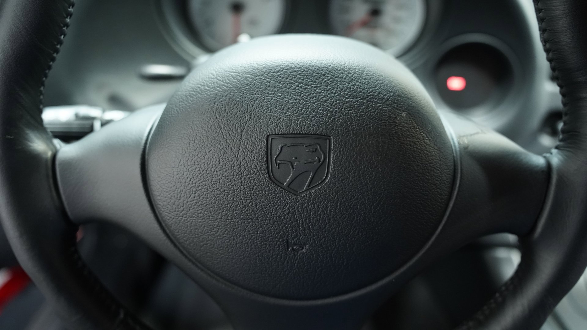 Used 2001 Dodge Viper GTS image 30