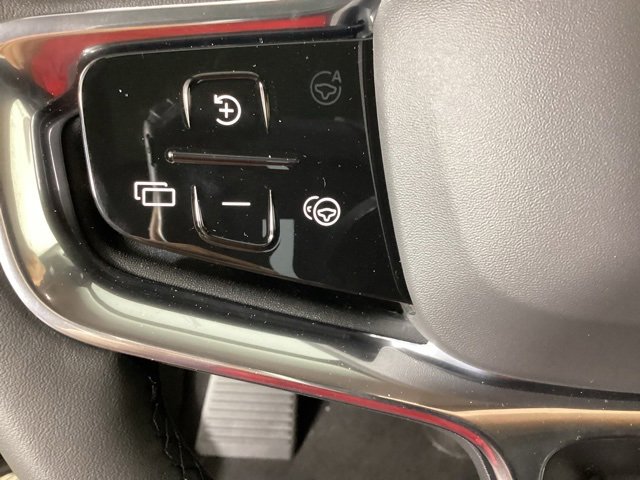 New 2025 Volvo EX90 Ultra w/ Protection Package Premier image 26