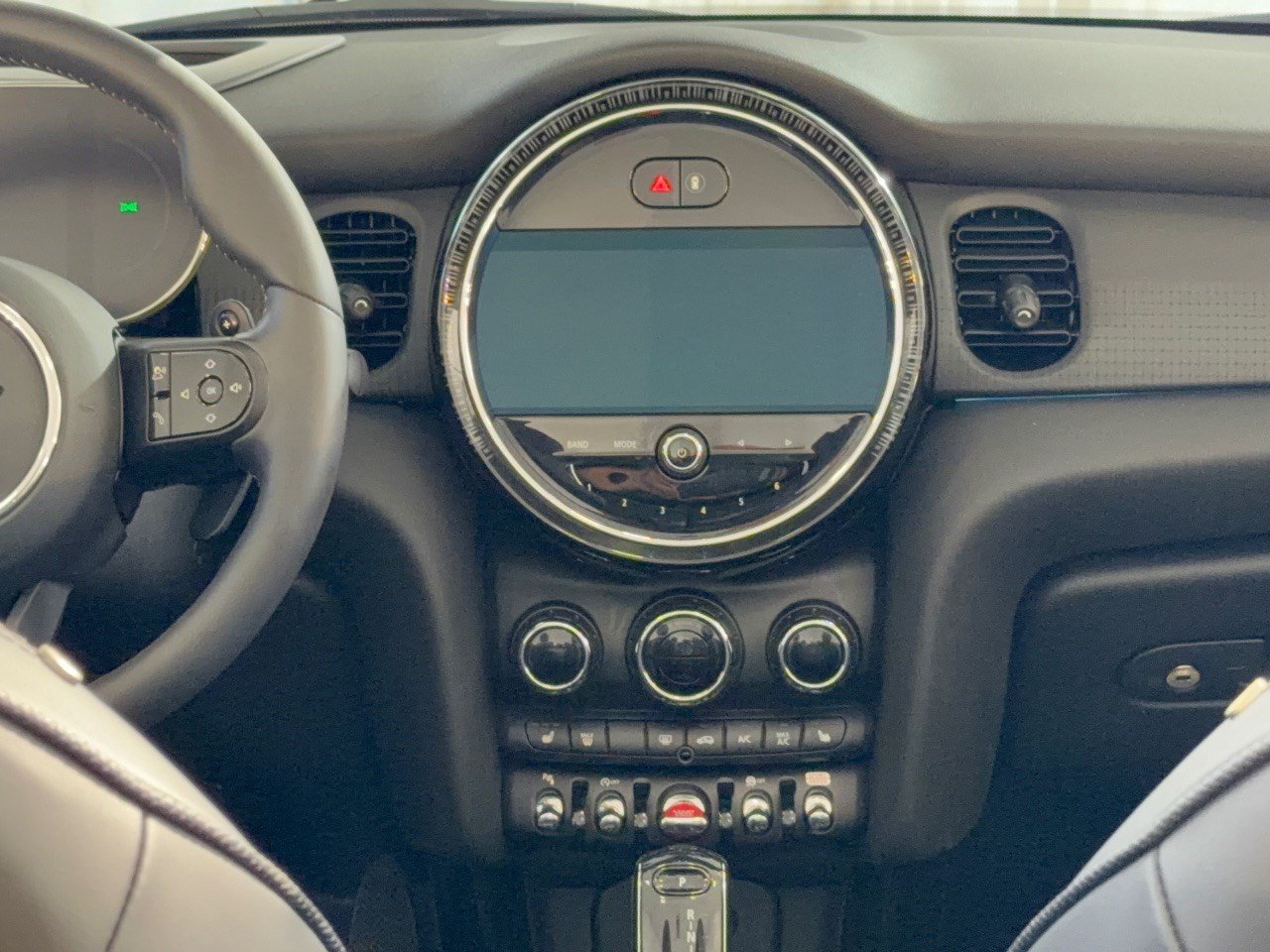 Used 2024 MINI Cooper S w/ Seaside Edition FWD image 22