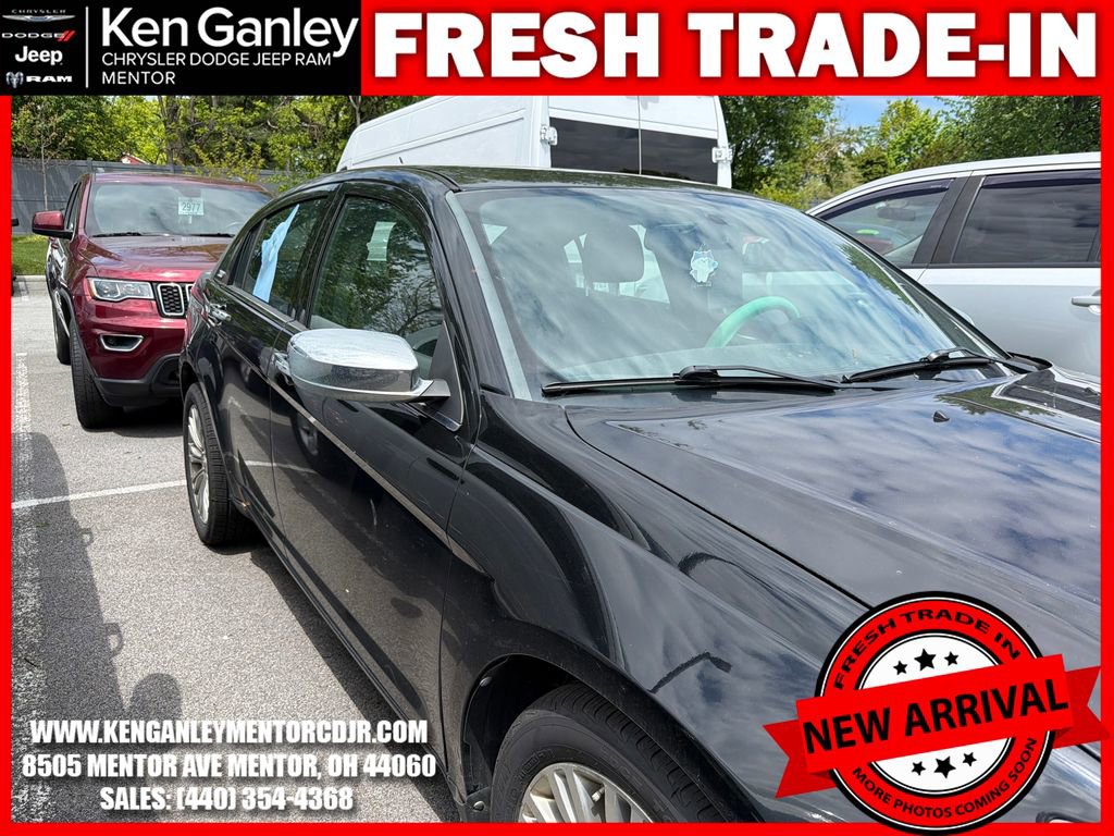 Used 2012 Chrysler 200 Limited FWD image 12