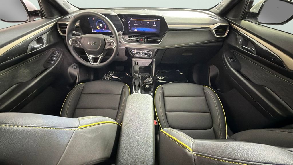 Used 2025 Chevrolet TrailBlazer ACTIV w/ Convenience Package FWD image 31