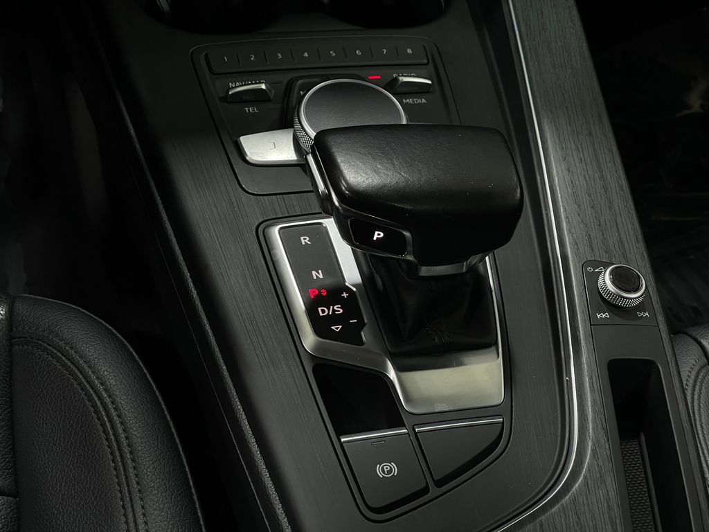 Used 2018 Audi A4 2.0T Premium Plus w/ Premium Plus Package image 31