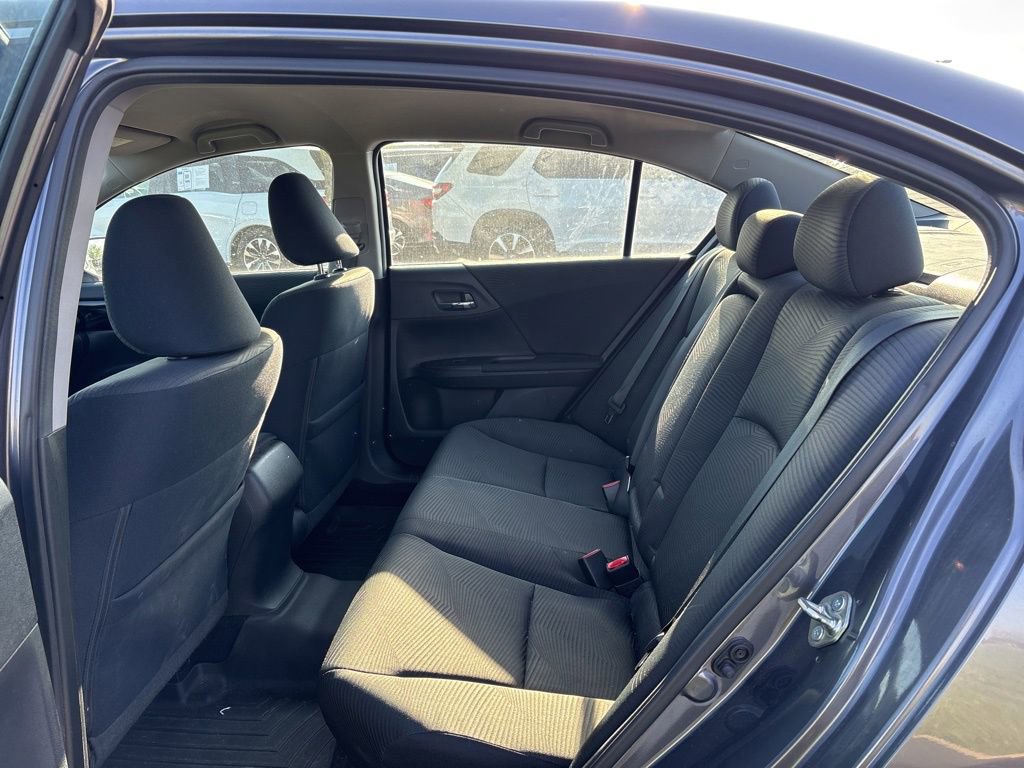 Used 2016 Honda Accord LX image 12