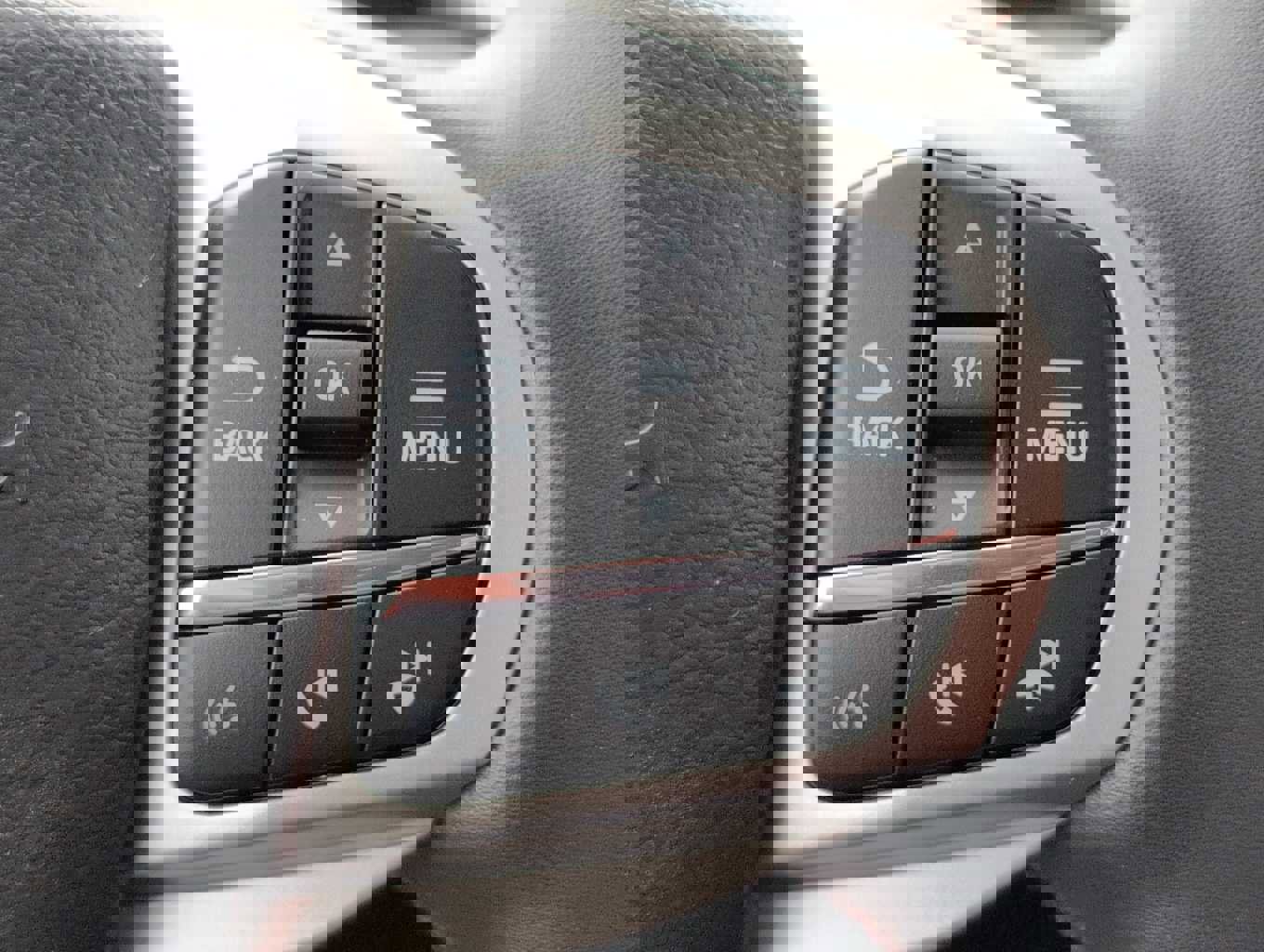 New 2026 Ford Explorer Active w/ Active Comfort Package image 21