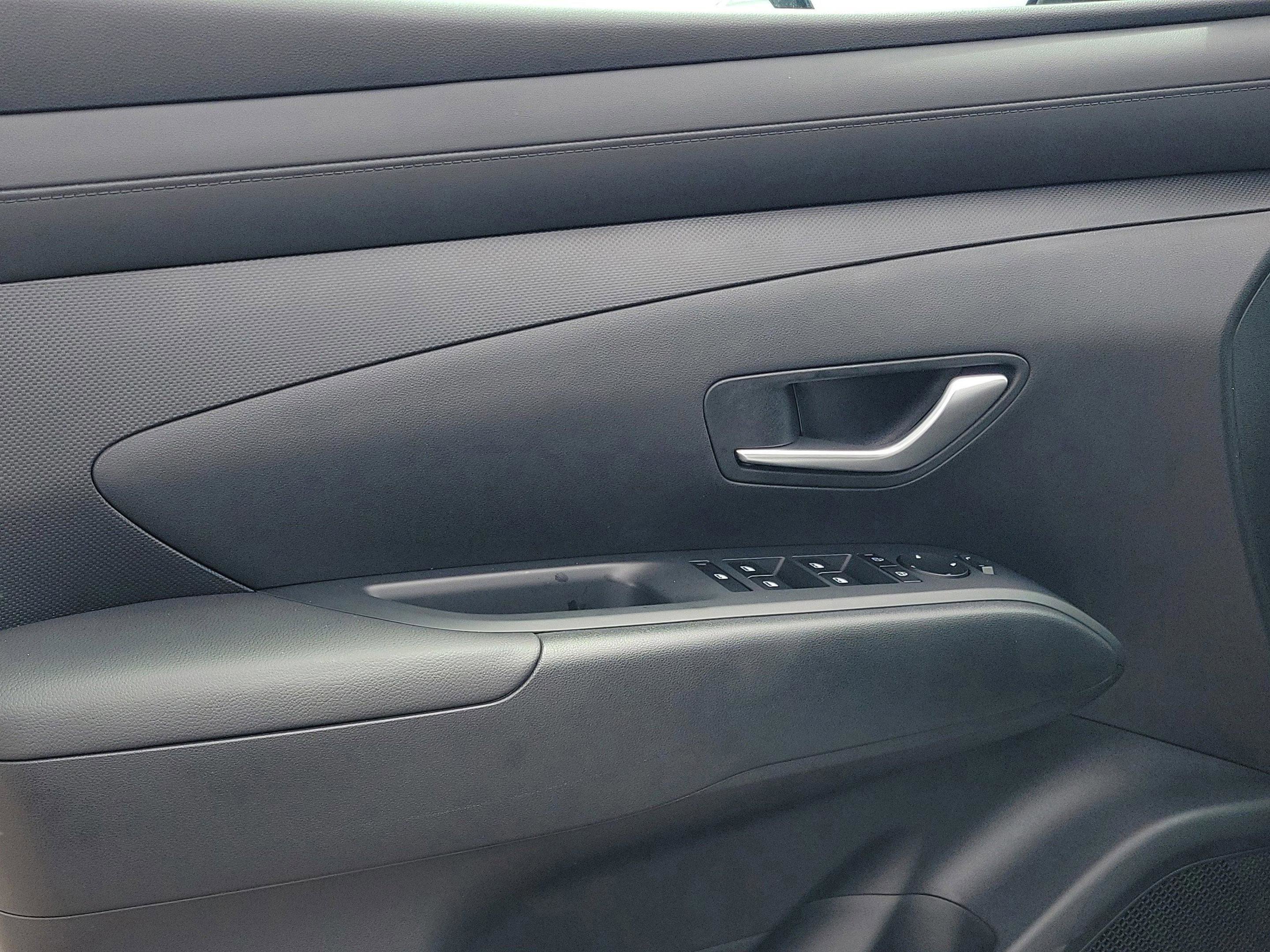 New 2026 Hyundai Tucson SEL image 15