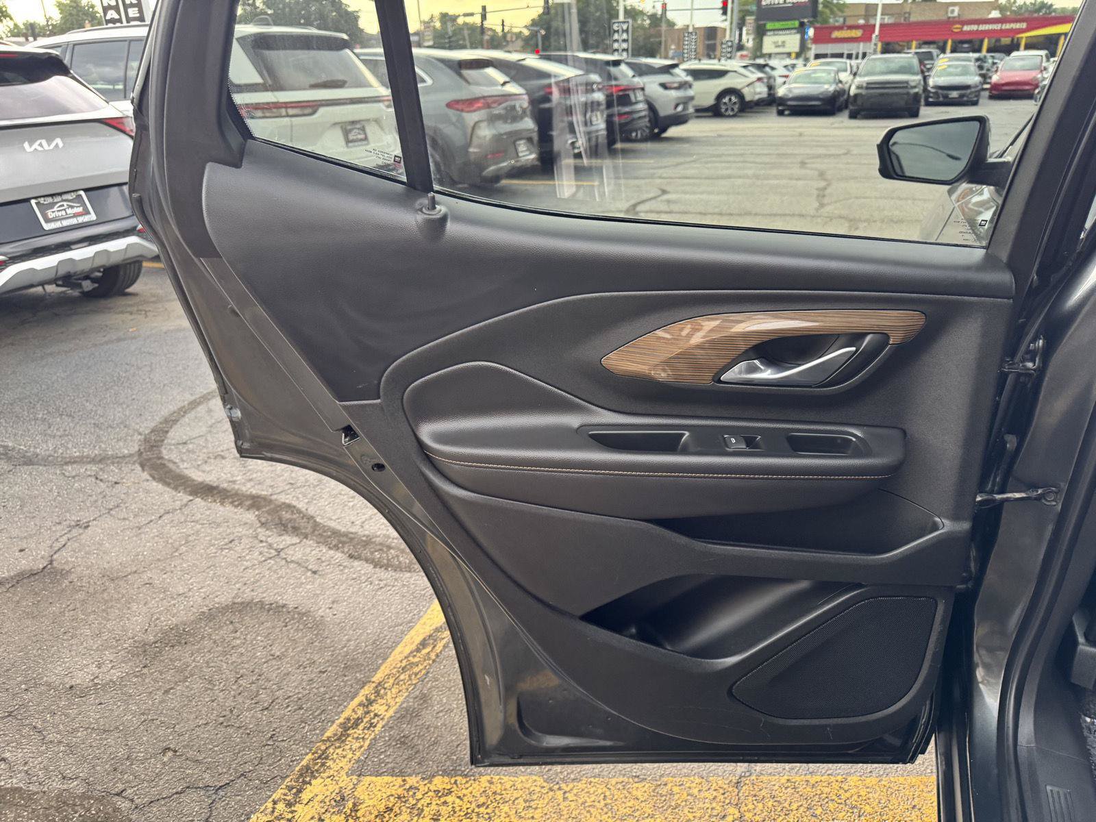 Used 2019 GMC Terrain SLE w/ Driver Convenience Package FWD image 28