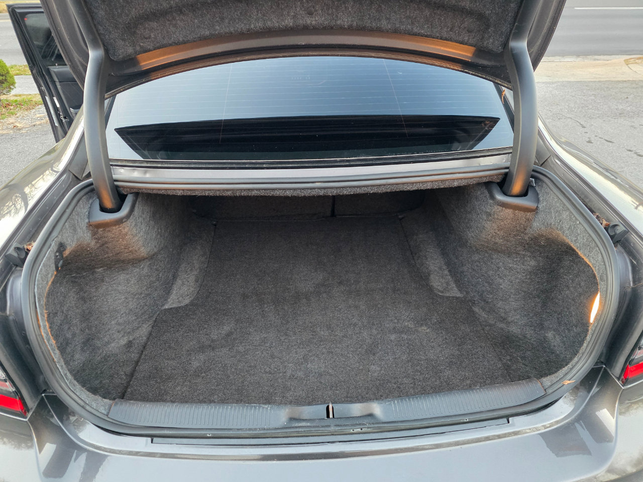 Used 2020 Dodge Charger SXT image 13