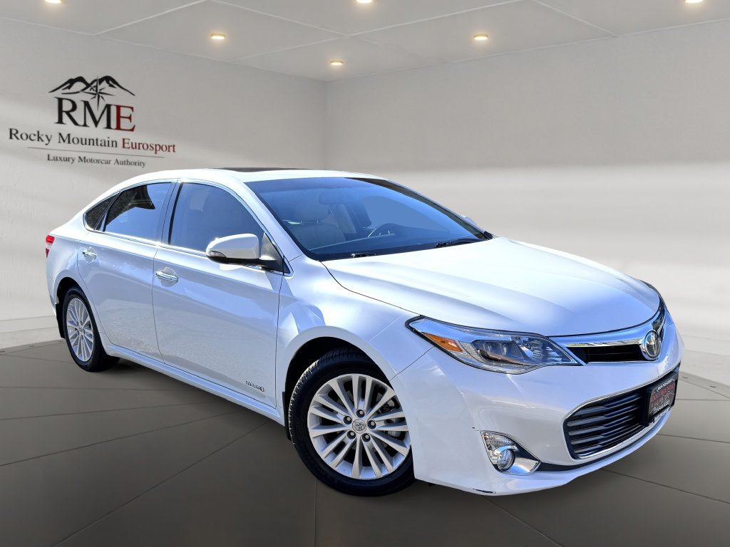 Used 2014 Toyota Avalon Limited w/ Technology Package