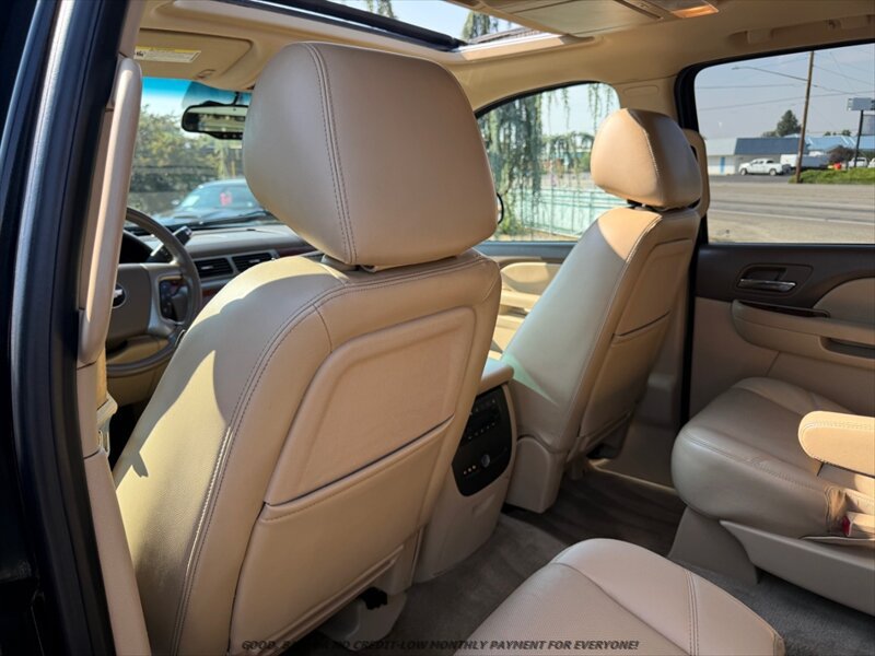 Used 2010 Chevrolet Tahoe LTZ AWD/4WD image 15