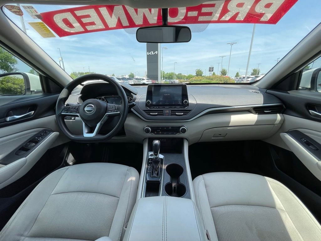 Used 2020 Nissan Altima 2.5 S FWD image 28