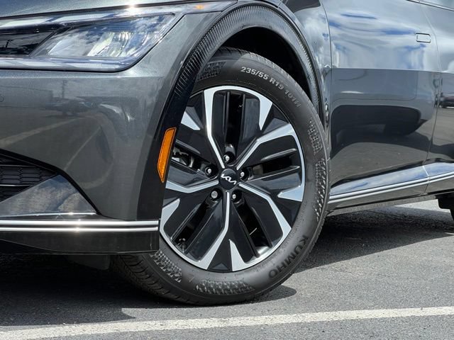 Certified 2024 Kia EV6 Wind RWD image 2