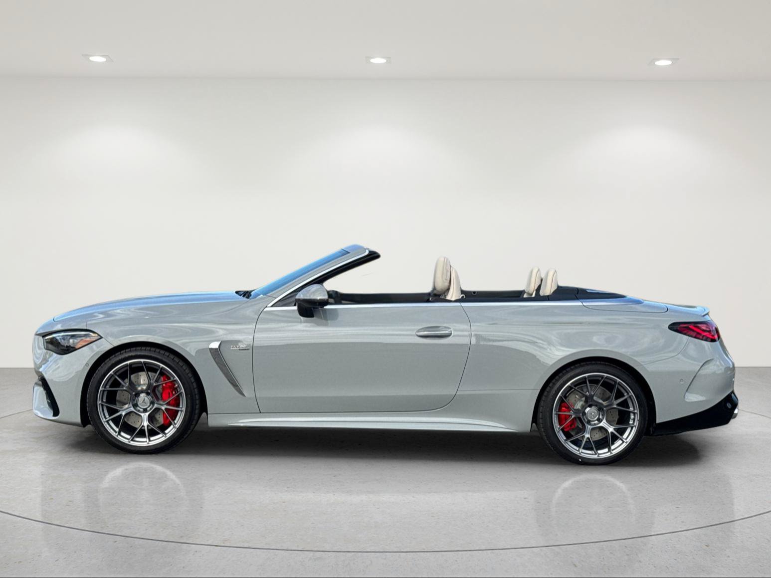 New 2027 Mercedes-Benz CLE 53 AMG 4MATIC Cabriolet image 2