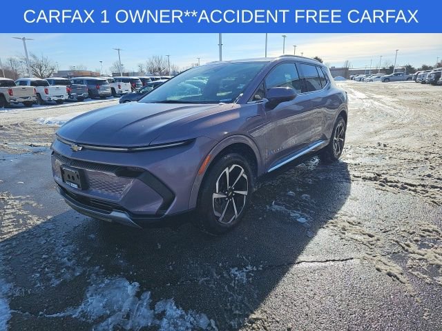 Used 2025 Chevrolet Equinox EV LT w/ Convenience Package image 8