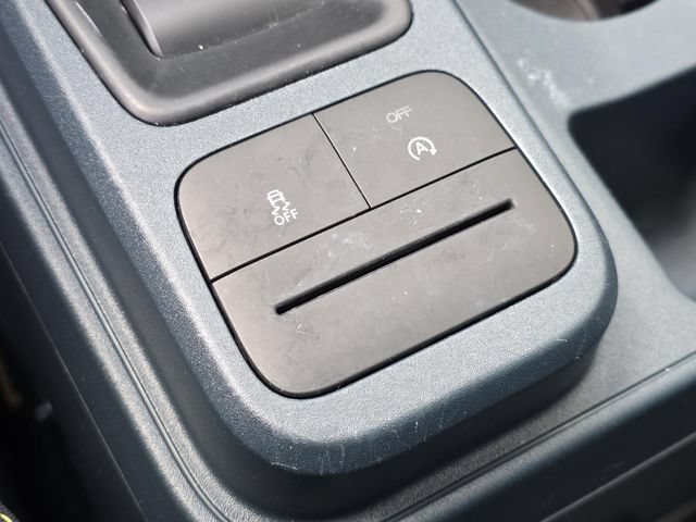 Used 2025 Ford Maverick Lobo AWD/4WD image 26