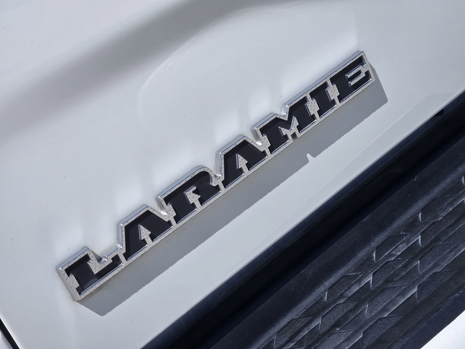 Used 2024 RAM 3500 Laramie w/ Towing Technology Group AWD/4WD image 13