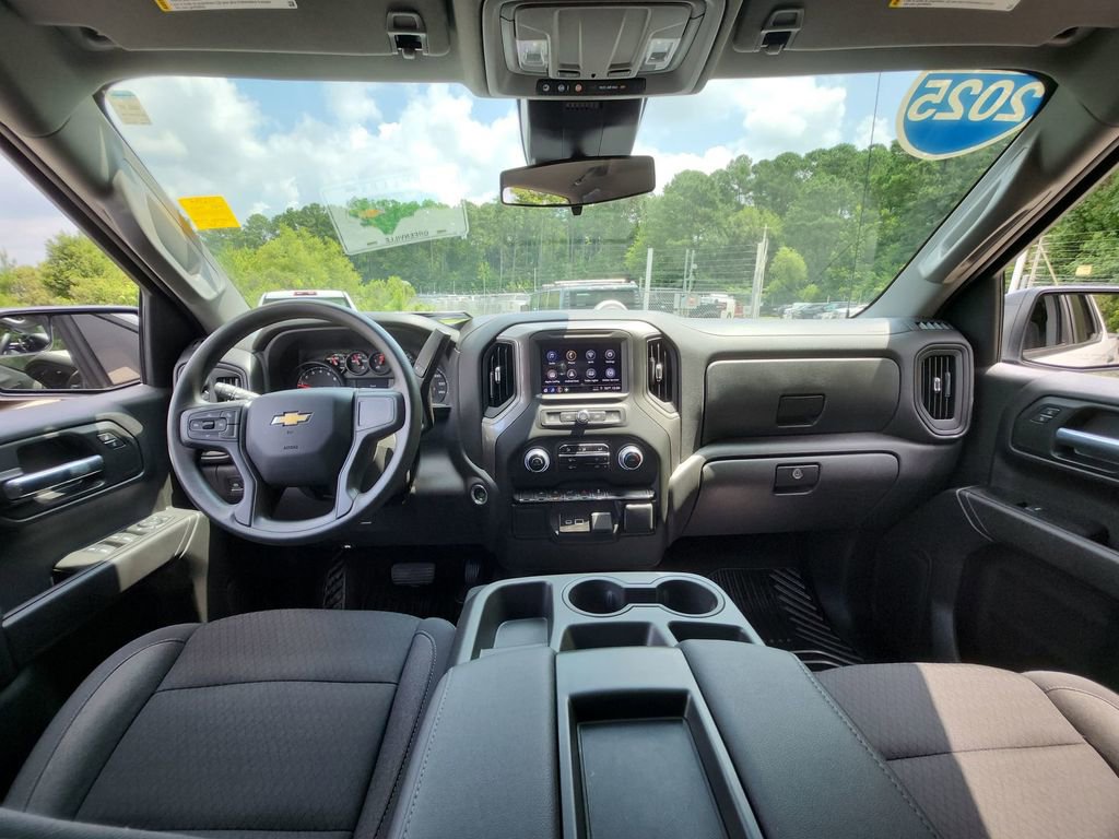 Certified 2025 Chevrolet Silverado 1500 Custom w/ Turbomax Blackout Package image 11