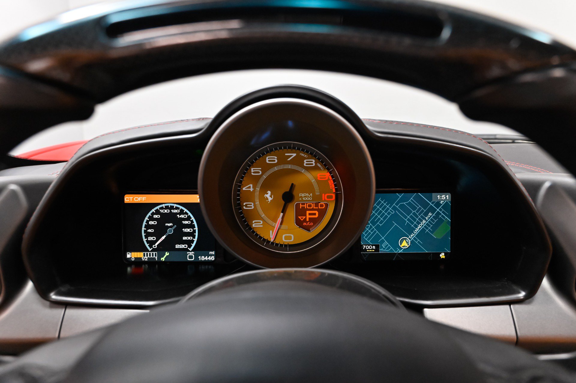 Used 2013 Ferrari 458 Spider RWD image 9