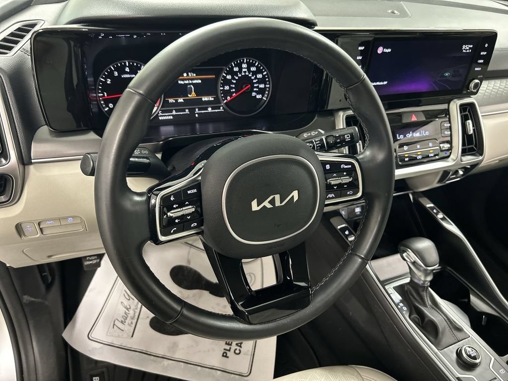Used 2022 Kia Sorento S FWD image 4