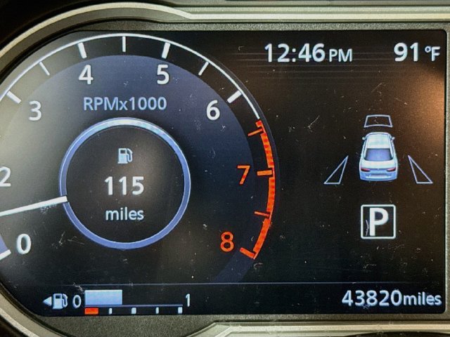 Used 2020 Nissan Versa SV FWD image 13