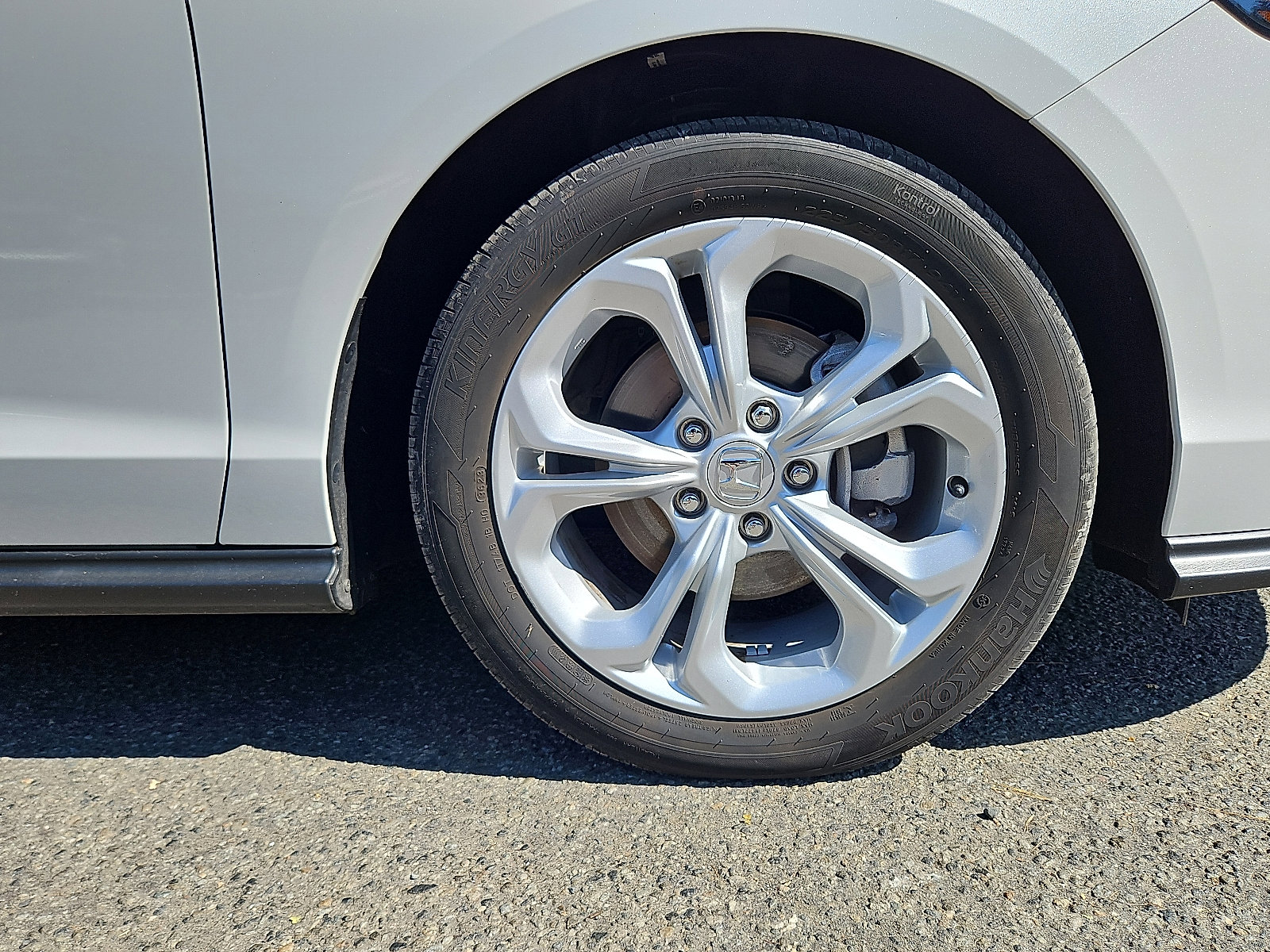 Used 2024 Honda Accord LX image 9