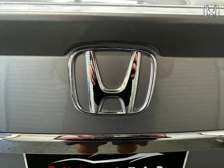 Used 2017 Honda Accord Sport image 30